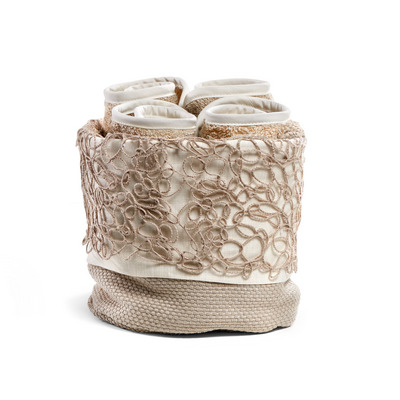 MONNALISA LIPARI 4 GUEST TOWELS IN A ROUND BASKET BEIGE