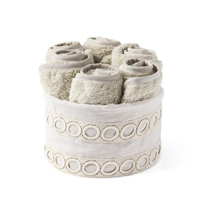 MONNALISA GENOVA ECRU 4 GUEST SPONGE TOWELS IN ROUND BASKET